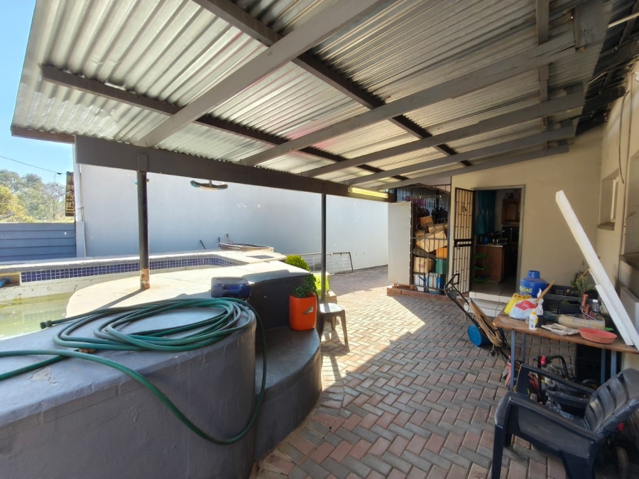 3 Bedroom Property for Sale in Protea Park North West